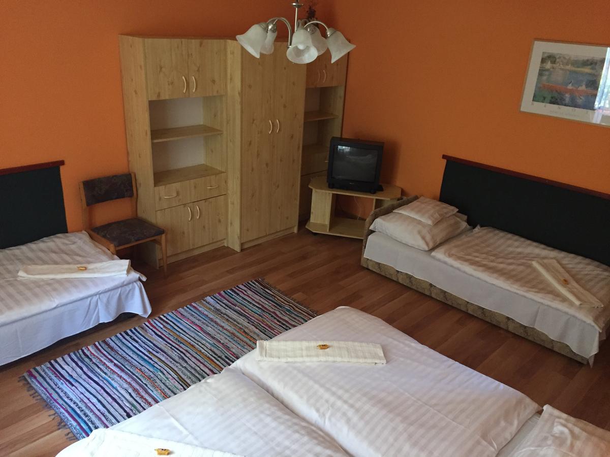 Apartman Dora Hajdúszoboszló Eksteriør bilde